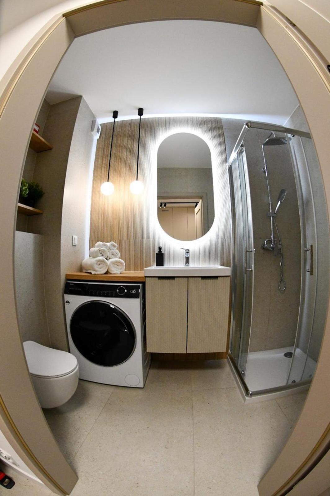 Elegant Two-Room Apartment, Sleeps 4, Near Turon Arena, With Balcony Красков Екстериор снимка